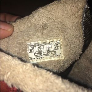 Keen snow boots